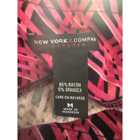 Women's New York & Company Pink Black Patterned A-Line Skirt Size M - Picture 3 of 3